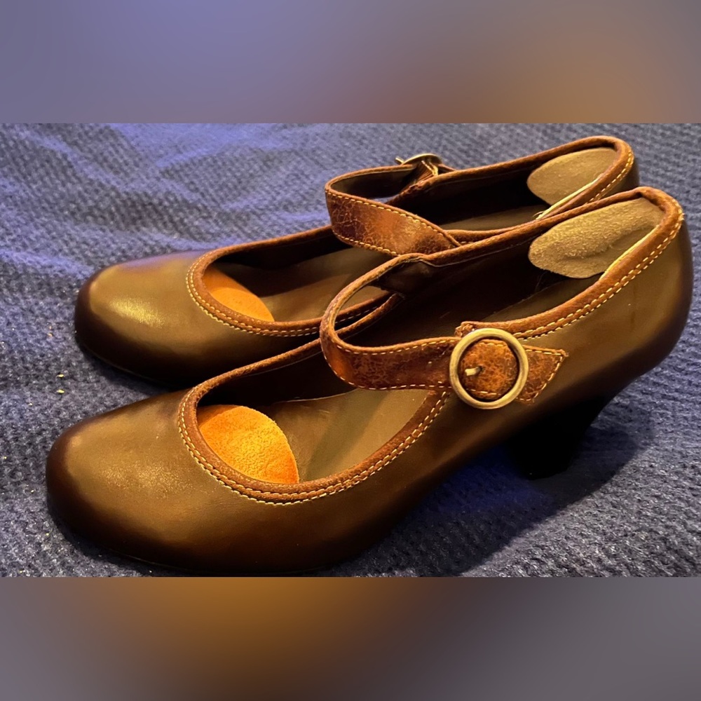 Wurl Mary Jane Dress Shoes Brown Size 8